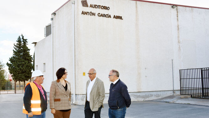Visita a las obras del Conservatorio Profesional de Música de Baza, bonificadas por el Ayuntamiento al 95% en el ICIO