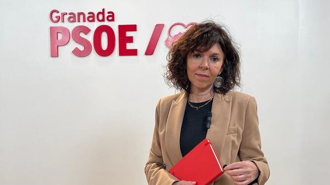 La parlamentaria andaluza del PSOE de Granada, María Ángeles Prieto