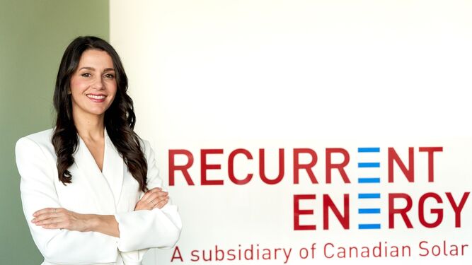 Inés Arrimada, en una imagen con su nueva empresa, Recurrent Energy.