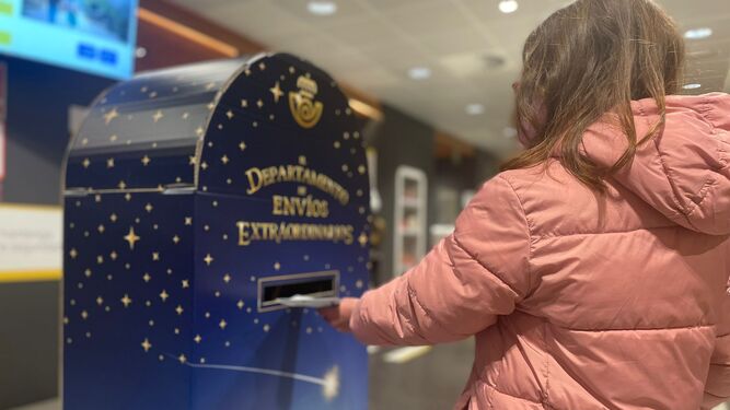 Buzones mágicos en la provincia de Granada para enviar las cartas a Papá Noel y los Reyes Magos