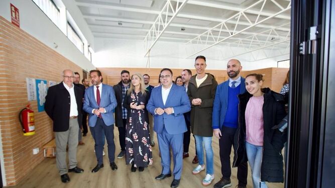 La Junta invierte casi medio millón de euros en el gimnasio del colegio Las Gaviotas de La Herradura