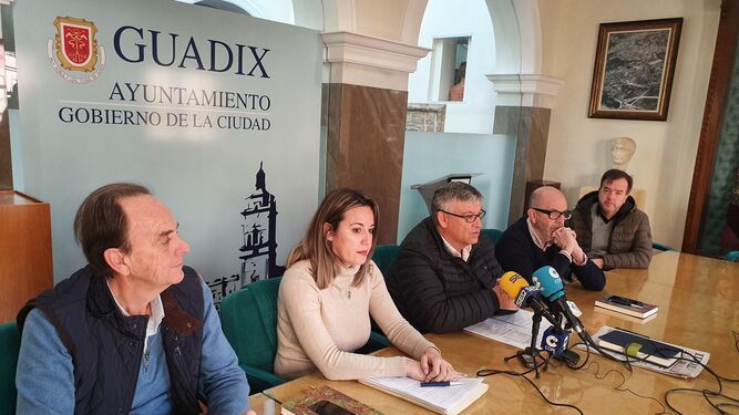 El alcalde Jesús Lorente pide coherencia al PSOE granadino