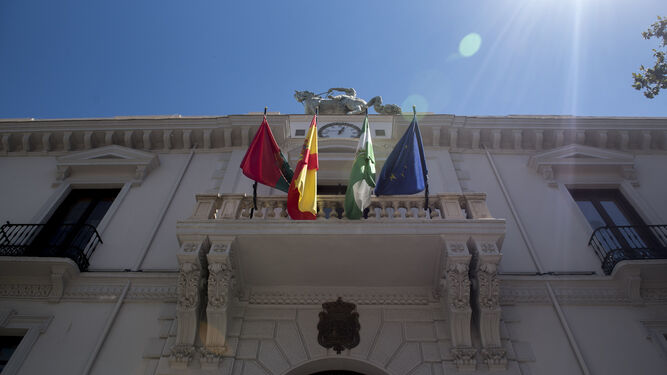 Ayuntamiento de Granada, en la Plaza del Carmen.