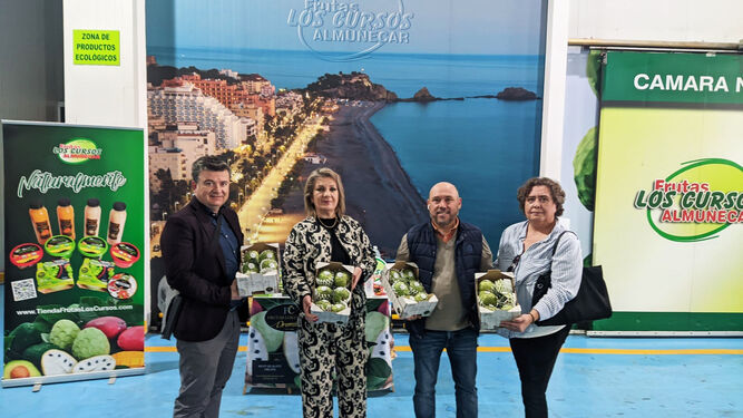 Una mirada al corazón agrícola de Granada: Frutas Los Cursos recibe la visita de la delegación de Agricultura