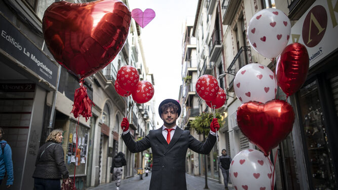 Granada enamorada: la campaña que llena la ciudad de corazones y actividades por San Valentín