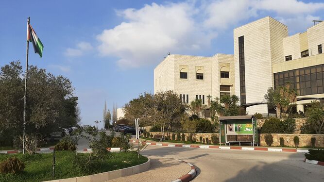 Vista del campus de la Universidad  de Birzeit, en el centro de Cisjordania, casi sin estudiantes palestinos  desde que estalló el conflicto en Gaza.