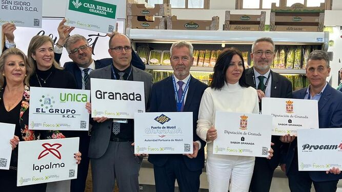 La Costa de Granada exhibe el potencial logístico de su transporte marítimo en la feria internacional Fruit Logística
