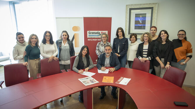 La asociación de emprendimiento femenino y el diario Granada Hoy seguirán apoyando a las mujeres empresarias de la provincia.