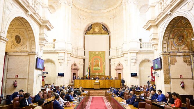 Pleno en el Parlamento Andaluz