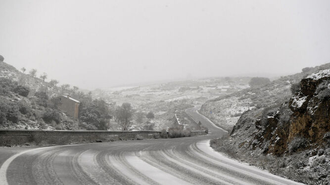 Nieve  en la carretera de la cabra Dia 24 de Febrero 2024