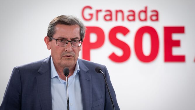 El secretario general del PSOE de Granada , Pepe Entrena