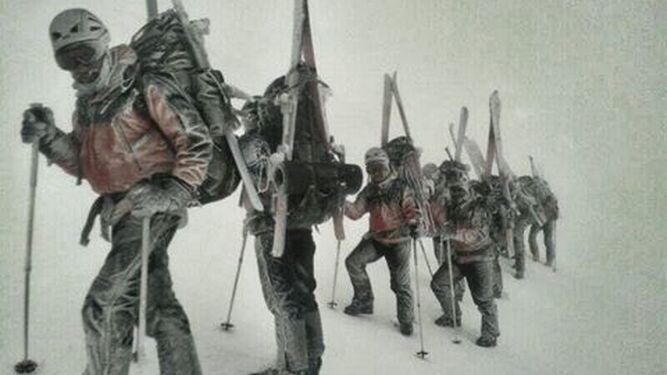 Imagen de archivo de unos militares de la UME en la nieve