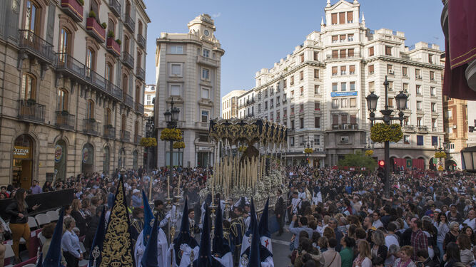 Carrera oficial de la Semana Santa de Granada