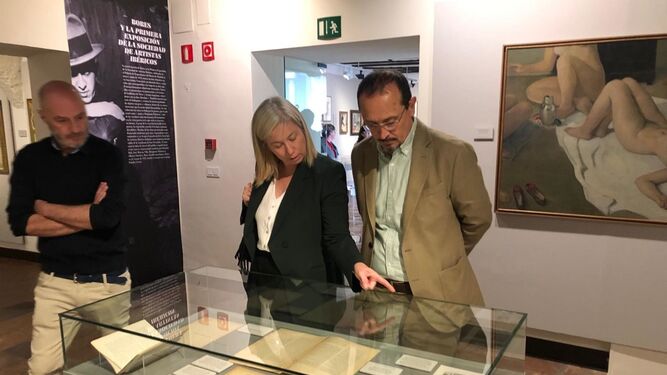 El delegado de la Junta, Fernando Egea, visitando el Museo Casa de los Tiros