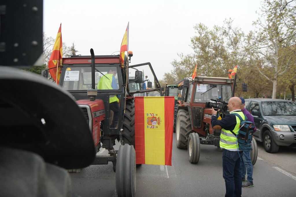 Fotos: as&iacute; est&aacute; siendo el comienzo de la tractorada de Granada