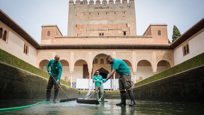 La Inspección de Trabajo detecta problemas de falta de personal en la Alhambra, según un sindicato
