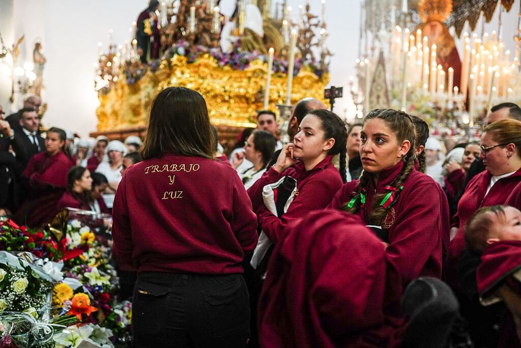 Las mejores fotos del Lunes Santo en Granada