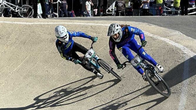 Dos 'bikers' durante la anterior prueba de la Copa de Andalucía en Almuñécar.